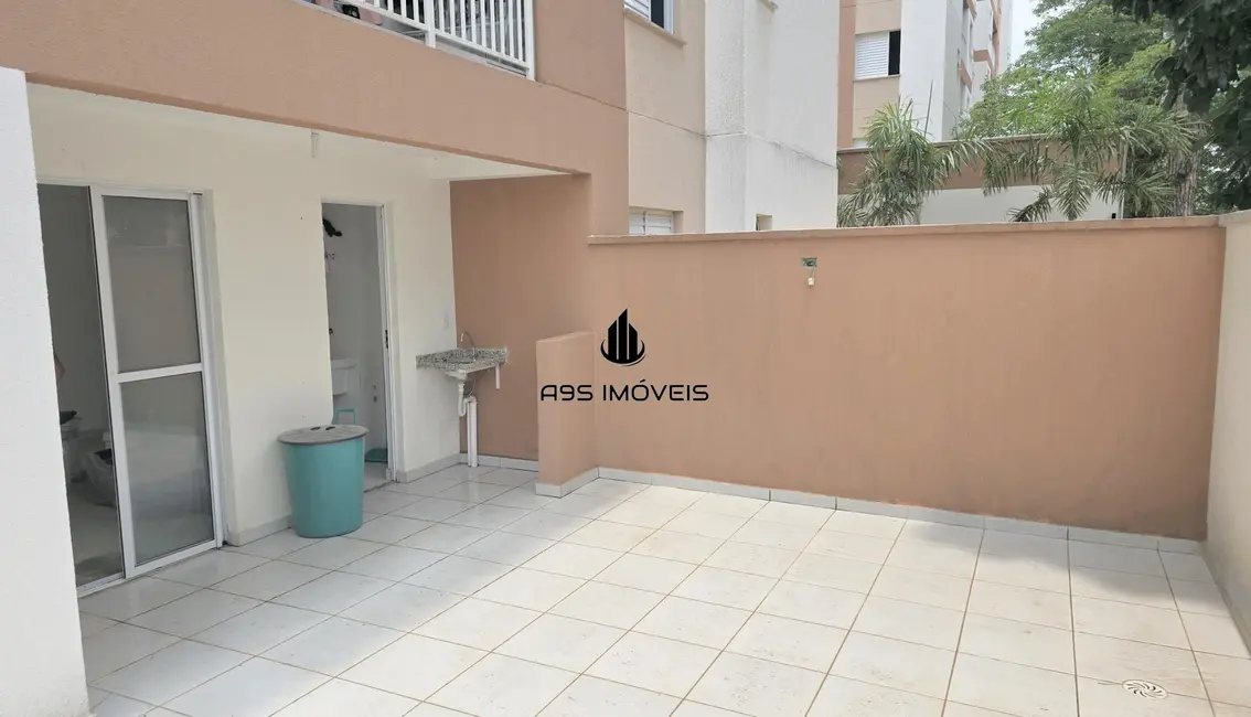 Foto 1 de Apartamento com 2 quartos para alugar, 90m2 em Vila Carmosina, São Paulo - SP