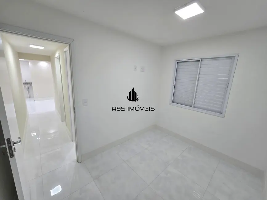 Foto 8 de Apartamento com 2 quartos para alugar, 90m2 em Vila Carmosina, São Paulo - SP