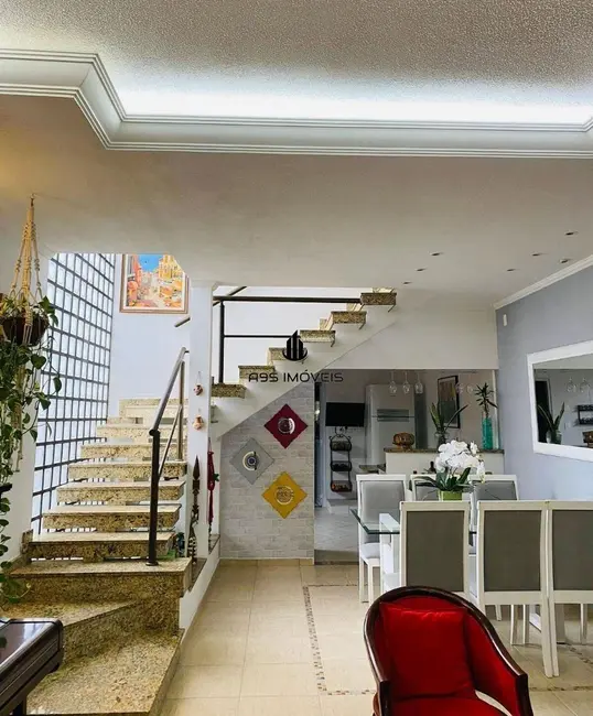 Foto 7 de Sobrado com 3 quartos à venda, 204m2 em Jardim Cinco de Julho, São Paulo - SP