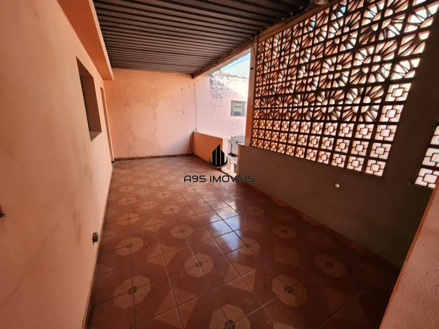 Armazém / Galpão com 2 quartos para alugar, 450m2 em Jardim São Cristóvão, São Paulo - SP - imagem 8 Foto 8 de Armazém / Galpão com 2 quartos para alugar, 450m2 em Jardim São Cristóvão, São Paulo - SP