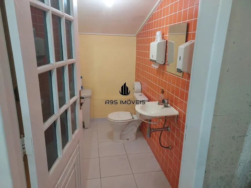 Sobrado com 4 quartos para alugar, 200m2 em Jardim Nossa Senhora do Carmo, São Paulo - SP - imagem 8 Foto 8 de Sobrado com 4 quartos para alugar, 200m2 em Jardim Nossa Senhora do Carmo, São Paulo - SP