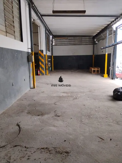 Foto 5 de Armazém / Galpão com 4 quartos para alugar, 800m2 em Vila Nova York, São Paulo - SP