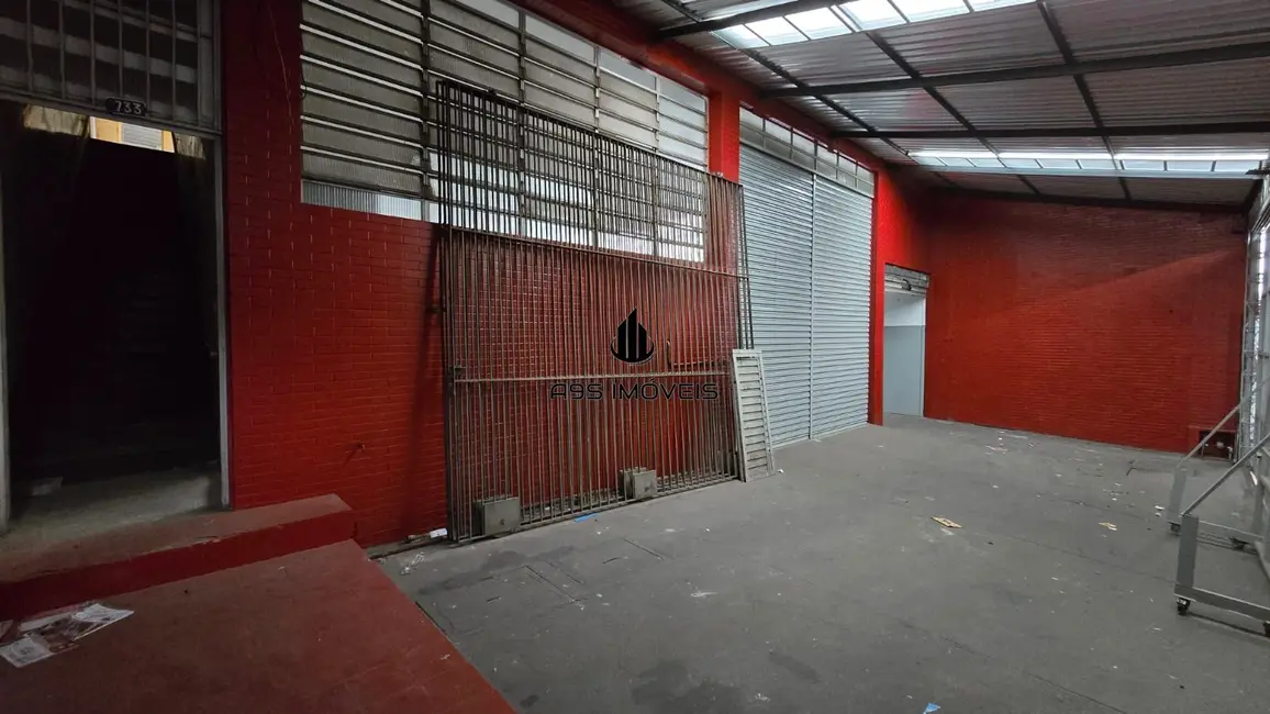 Foto 3 de Armazém / Galpão com 4 quartos para alugar, 1000m2 em Vila Nova York, São Paulo - SP