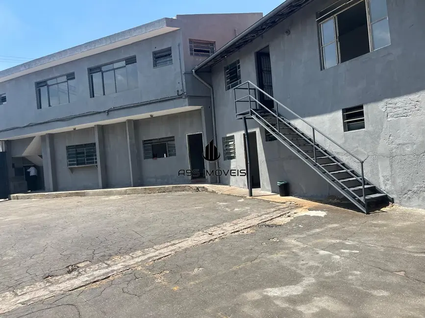 Foto 3 de Armazém / Galpão com 3 quartos para alugar, 1200m2 em Vila Gomes Cardim, São Paulo - SP