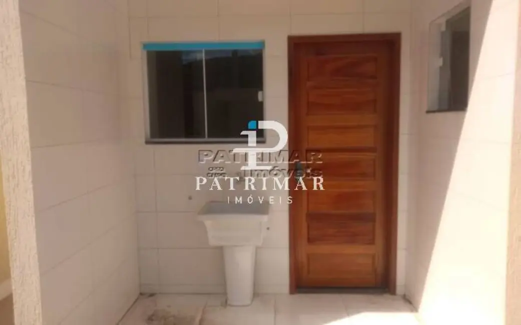 Foto 9 de Casa com 2 quartos à venda, 70m2 em Marica - RJ