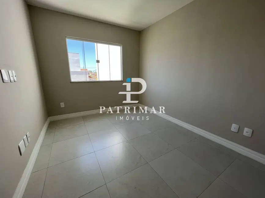 Casa com 4 quartos à venda, 300m2 em Marica - RJ - imagem 9 Foto 9 de Casa com 4 quartos à venda, 300m2 em Marica - RJ