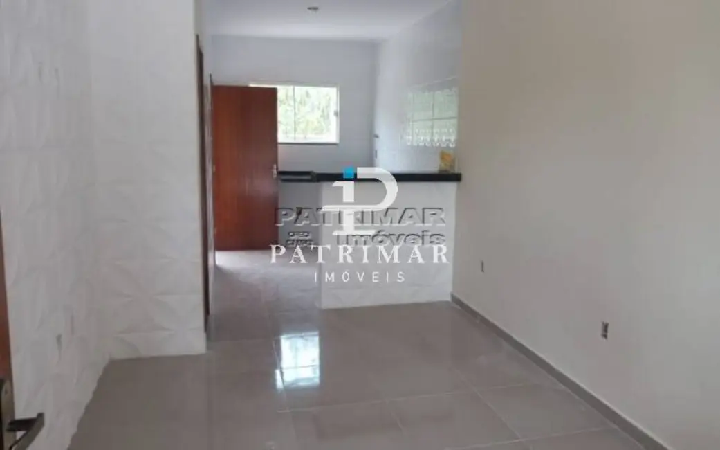 Casa com 2 quartos à venda, 80m2 em Marica - RJ - imagem 4 Foto 4 de Casa com 2 quartos à venda, 80m2 em Marica - RJ