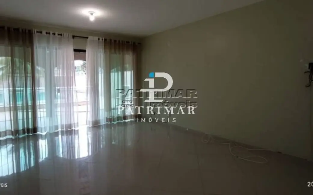 Foto 9 de Casa com 3 quartos à venda, 230m2 em Marica - RJ