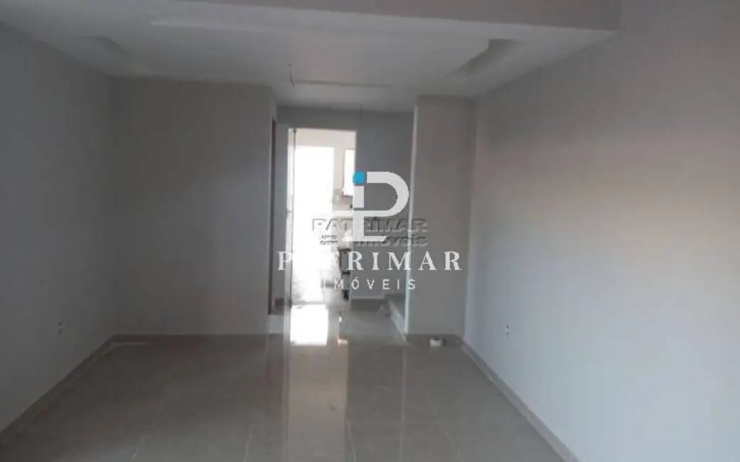 Foto 3 de Casa com 3 quartos à venda, 440m2 em Marica - RJ