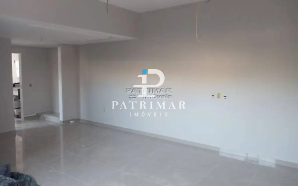 Foto 4 de Casa com 3 quartos à venda, 440m2 em Marica - RJ