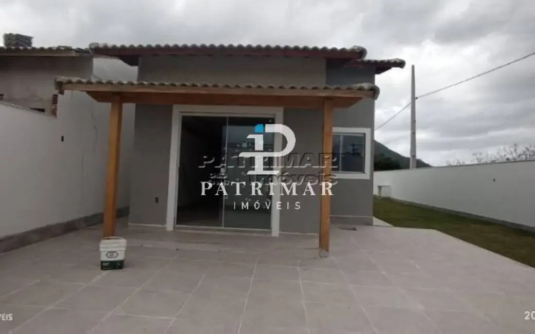 Foto 4 de Casa com 2 quartos à venda, 324m2 em Marica - RJ