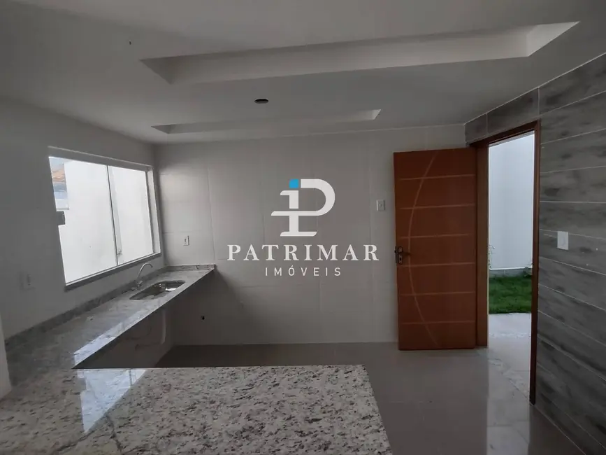 Foto 9 de Casa com 2 quartos à venda, 324m2 em Marica - RJ