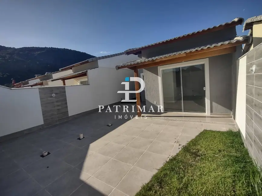 Foto 5 de Casa com 2 quartos à venda, 324m2 em Marica - RJ