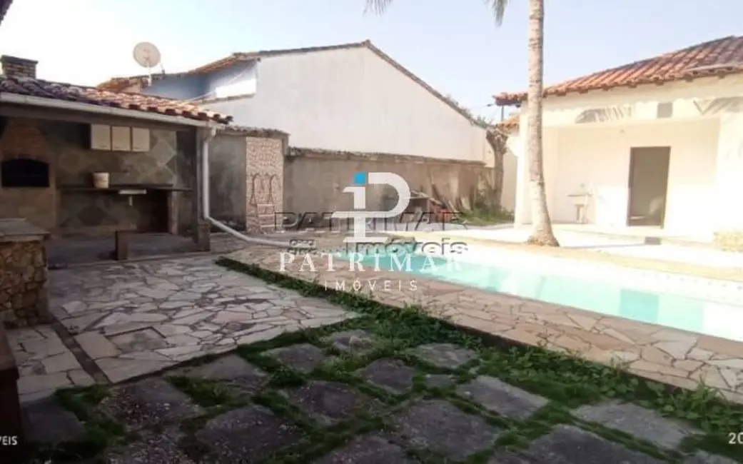 Foto 9 de Casa com 4 quartos à venda, 382m2 em Marica - RJ