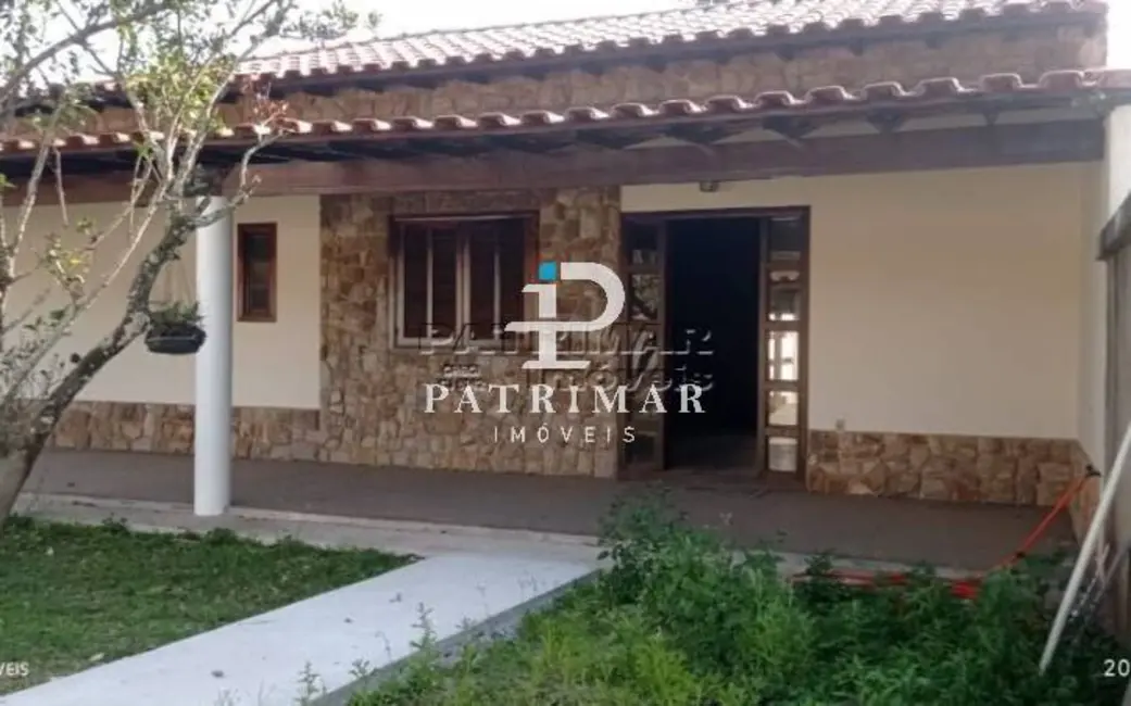 Foto 2 de Casa com 4 quartos à venda, 382m2 em Marica - RJ