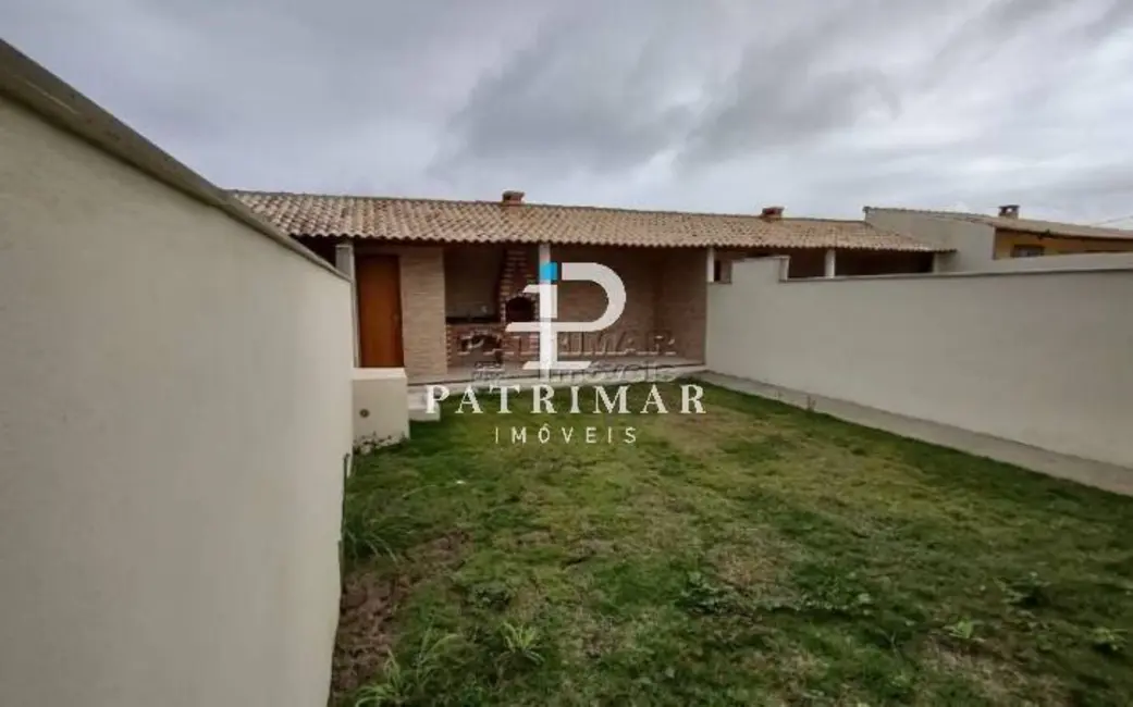 Foto 4 de Casa com 2 quartos à venda, 220m2 em Marica - RJ