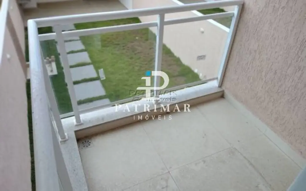 Foto 5 de Casa com 4 quartos à venda, 240m2 em Marica - RJ