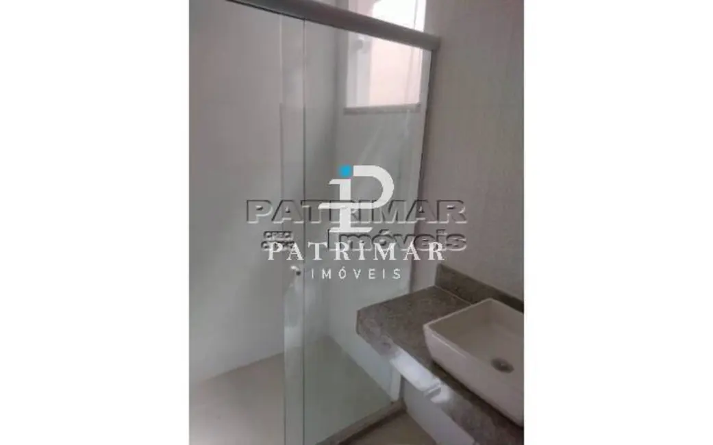 Foto 9 de Casa com 4 quartos à venda, 240m2 em Marica - RJ