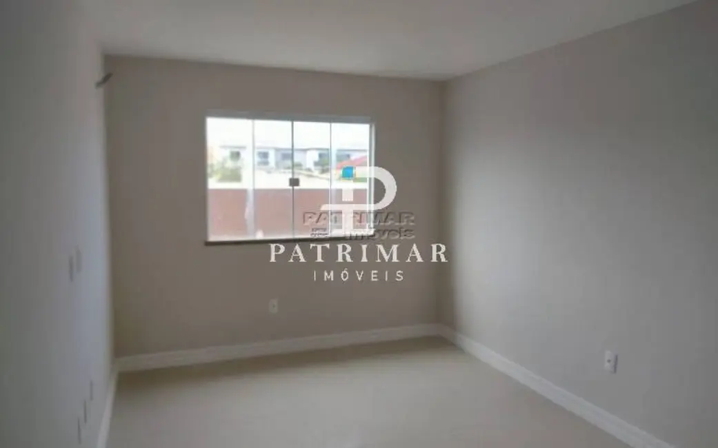 Foto 8 de Casa com 4 quartos à venda, 240m2 em Marica - RJ