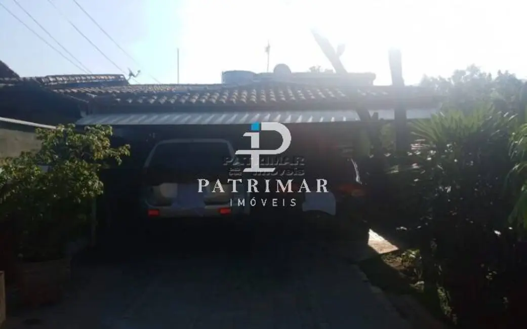 Casa com 2 quartos à venda, 100m2 em Marica - RJ - imagem 3 Foto 3 de Casa com 2 quartos à venda, 100m2 em Marica - RJ