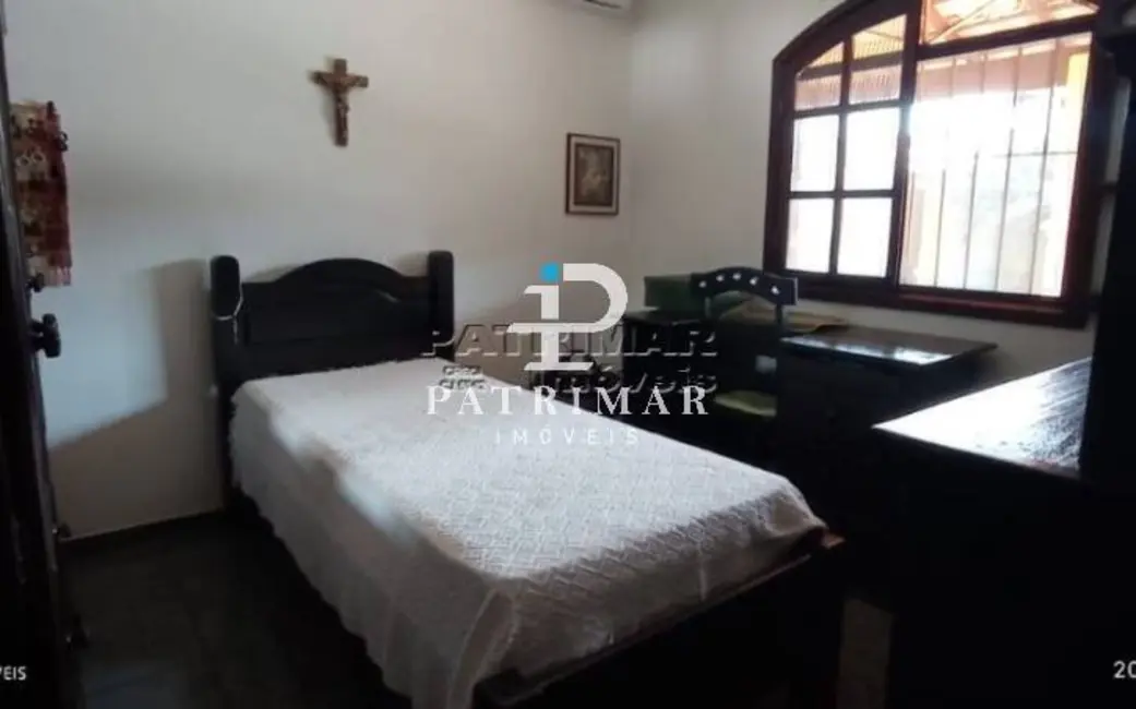 Foto 8 de Casa com 2 quartos à venda, 480m2 em Marica - RJ