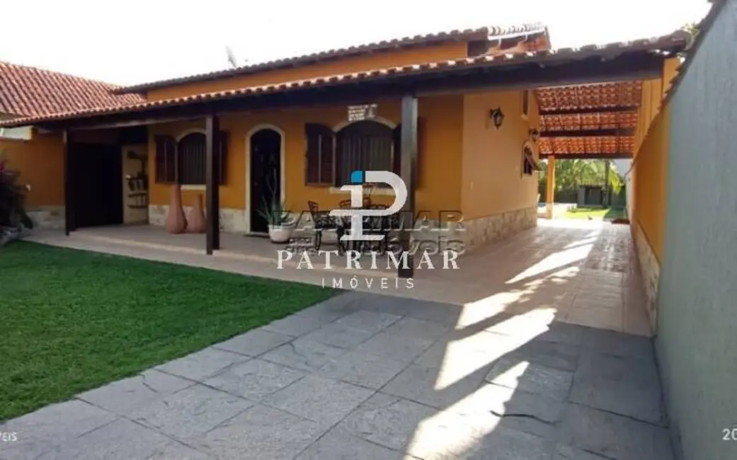 Foto 1 de Casa com 2 quartos à venda, 480m2 em Marica - RJ