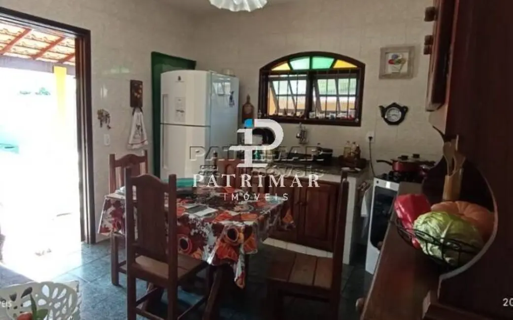 Foto 4 de Casa com 2 quartos à venda, 480m2 em Marica - RJ