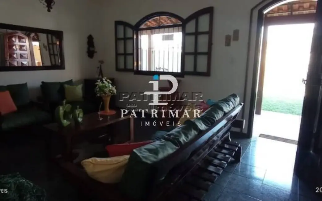 Foto 2 de Casa com 2 quartos à venda, 480m2 em Marica - RJ