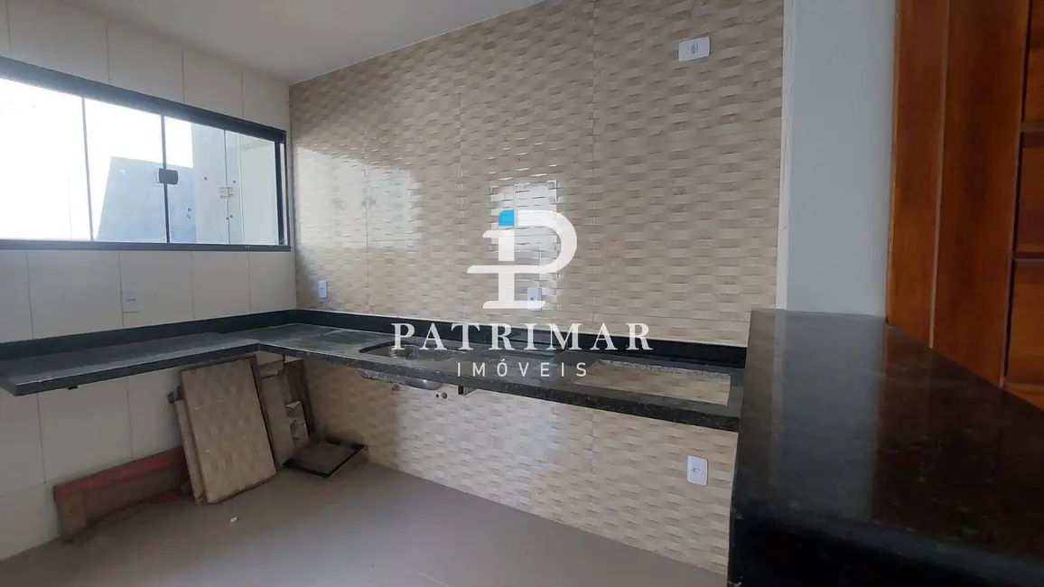 Foto 9 de Casa com 3 quartos à venda, 372m2 em Marica - RJ