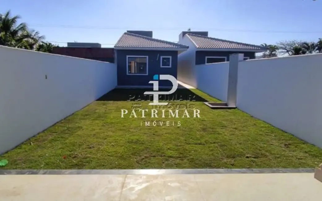 Foto 2 de Casa com 2 quartos à venda, 149m2 em Marica - RJ