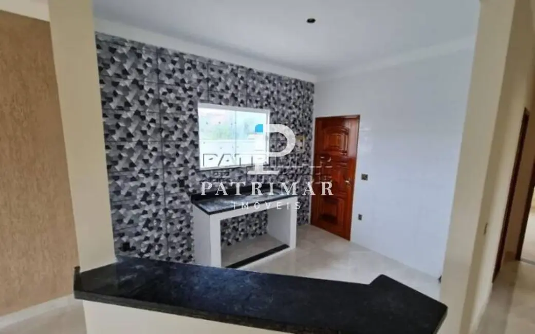 Foto 3 de Casa com 3 quartos à venda, 380m2 em Marica - RJ