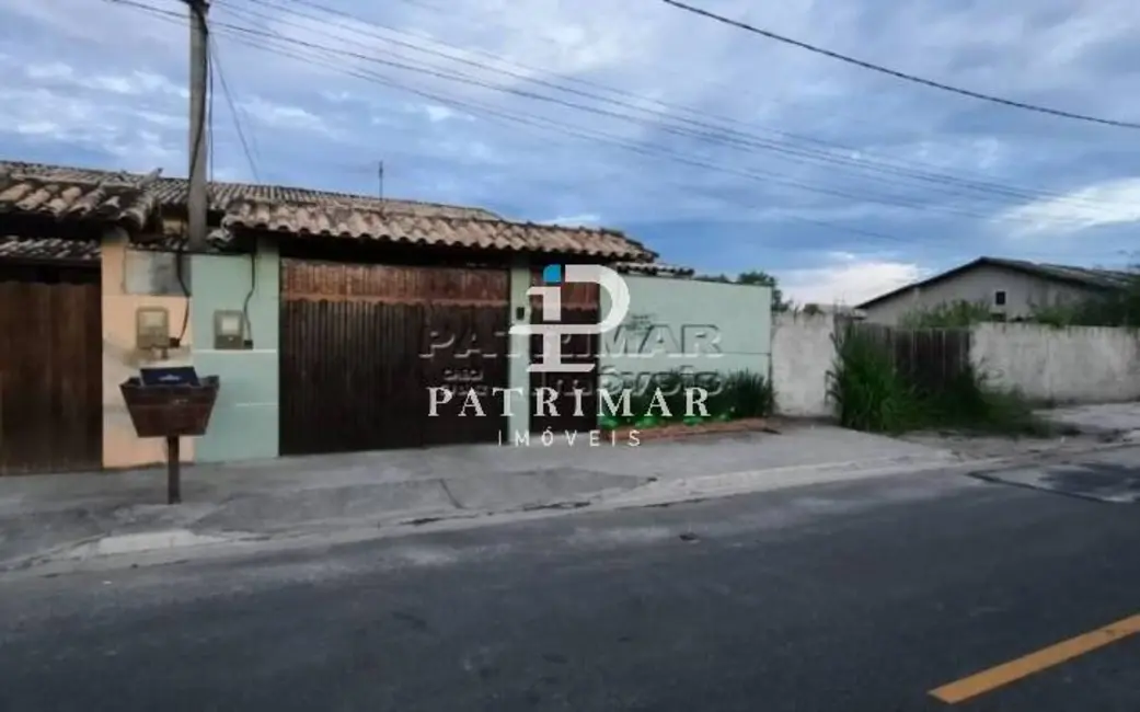 Foto 3 de Casa com 2 quartos à venda, 160m2 em Marica - RJ