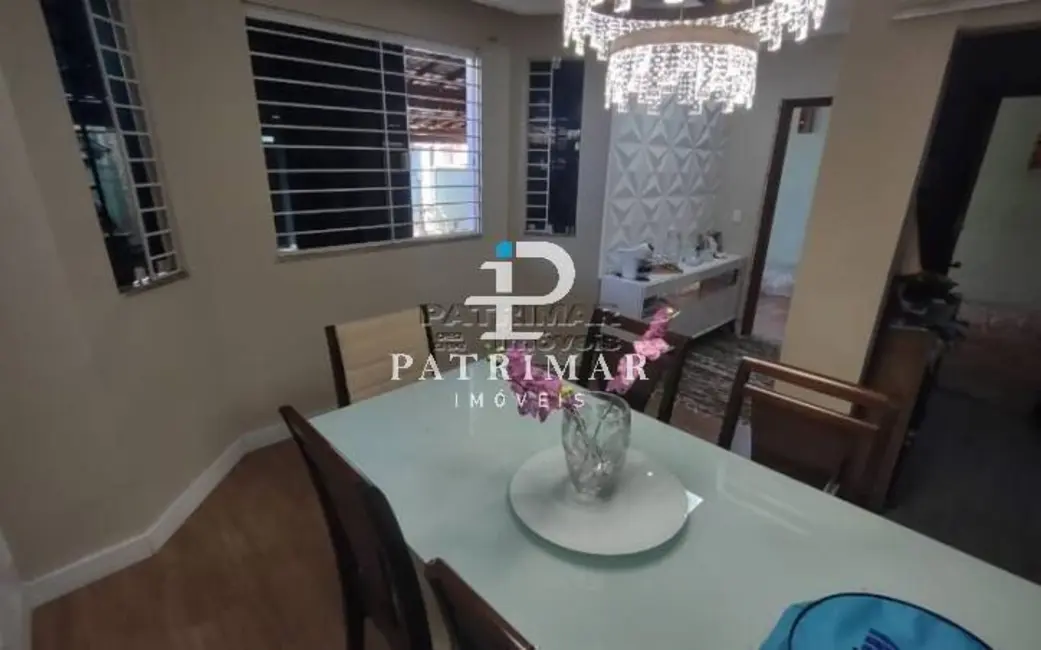 Foto 7 de Casa com 2 quartos à venda, 160m2 em Marica - RJ