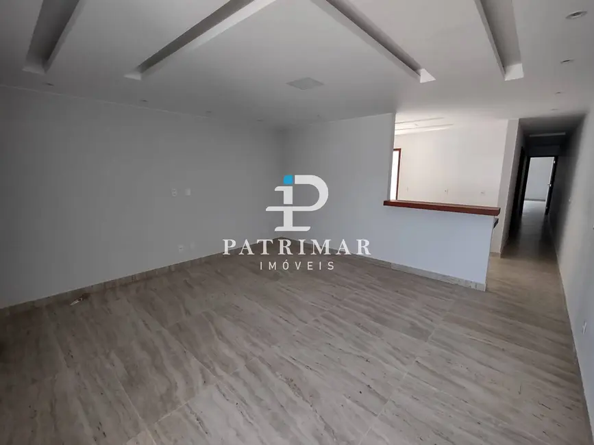 Foto 8 de Casa com 3 quartos à venda, 121m2 em Marica - RJ