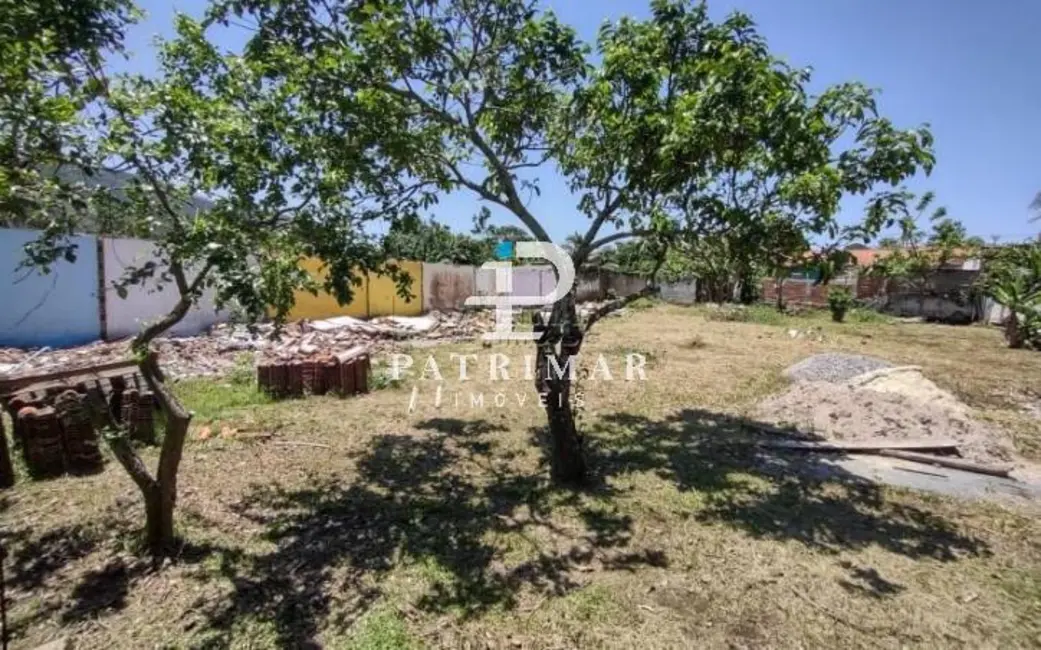 Foto 1 de Terreno / Lote à venda, 480m2 em Marica - RJ