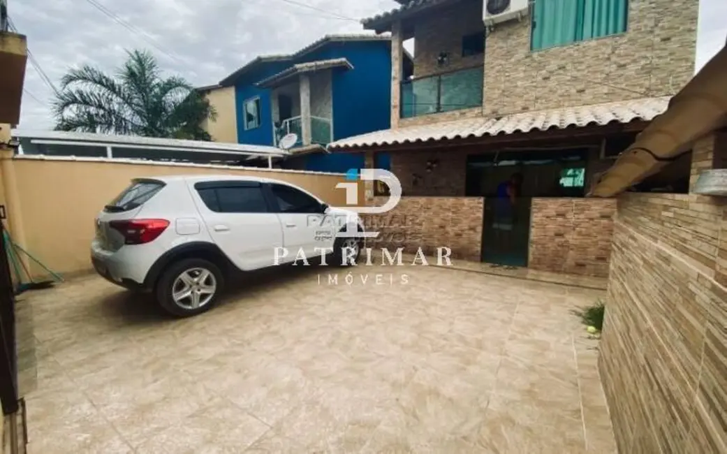 Foto 3 de Casa com 2 quartos à venda, 195m2 em Marica - RJ