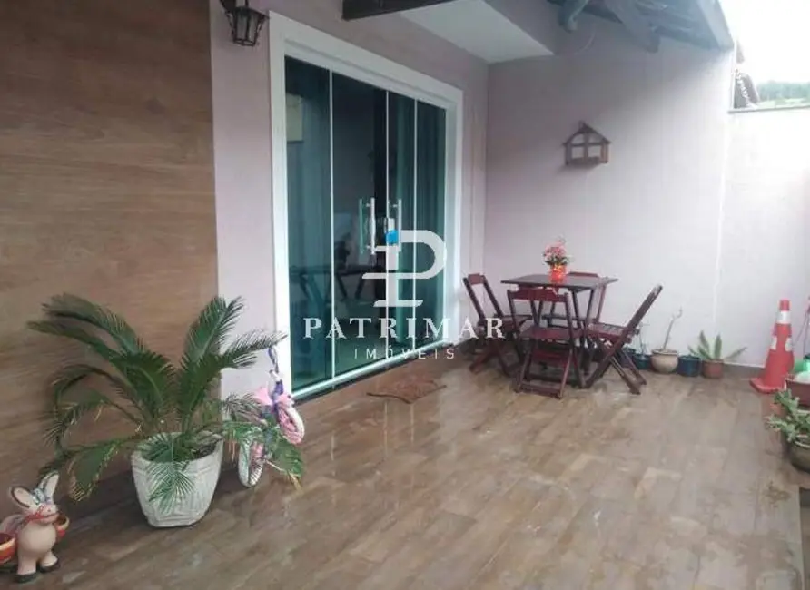 Foto 4 de Casa de Condomínio com 2 quartos à venda, 100m2 em Marica - RJ