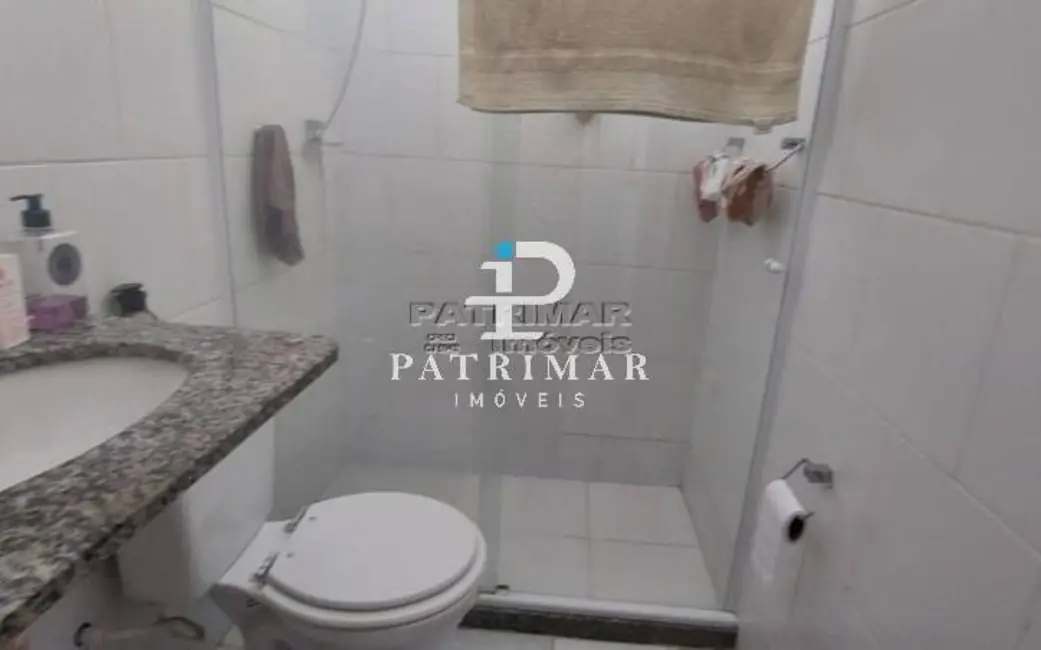 Foto 9 de Casa com 2 quartos à venda, 130m2 em Marica - RJ