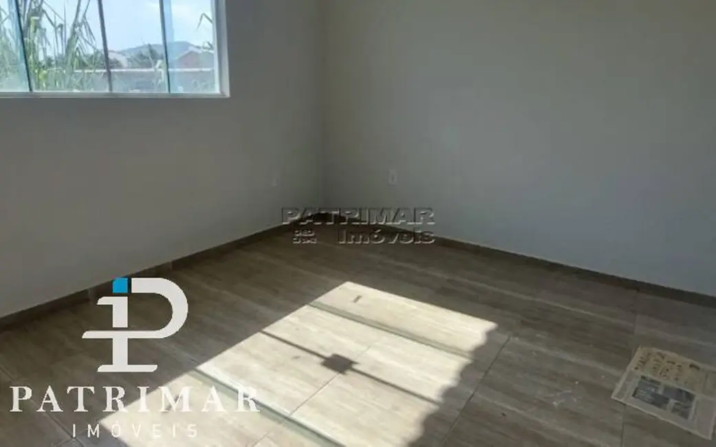 Casa com 3 quartos à venda, 390m2 em Marica - RJ - imagem 4 Foto 4 de Casa com 3 quartos à venda, 390m2 em Marica - RJ