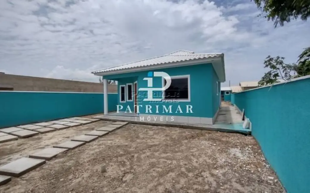 Foto 2 de Casa com 3 quartos à venda, 380m2 em Marica - RJ