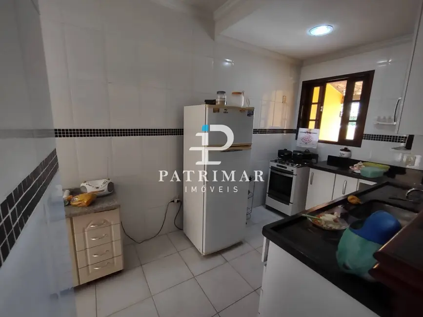 Foto 5 de Casa com 3 quartos à venda, 122m2 em Marica - RJ