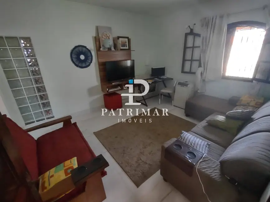 Foto 9 de Casa com 4 quartos à venda, 480m2 em Marica - RJ