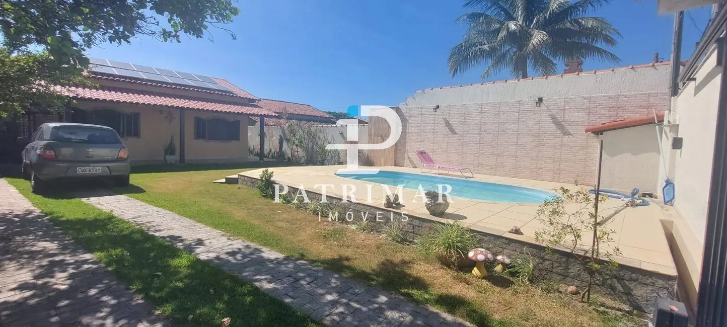 Foto 2 de Casa com 4 quartos à venda, 480m2 em Marica - RJ