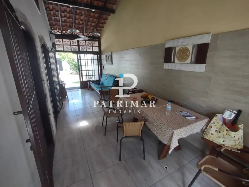 Foto 8 de Casa com 4 quartos à venda, 480m2 em Marica - RJ