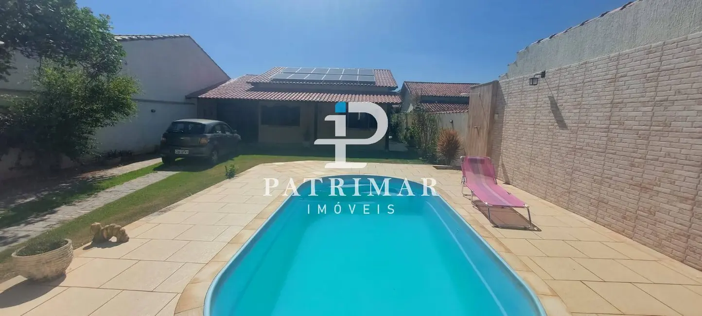 Foto 1 de Casa com 4 quartos à venda, 480m2 em Marica - RJ