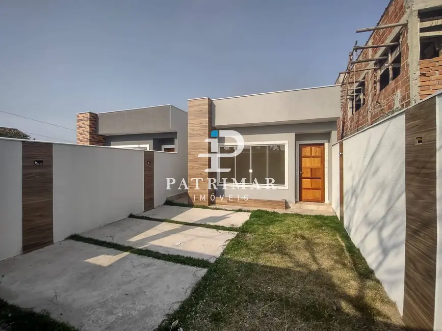 Foto 2 de Casa com 3 quartos à venda, 240m2 em Marica - RJ