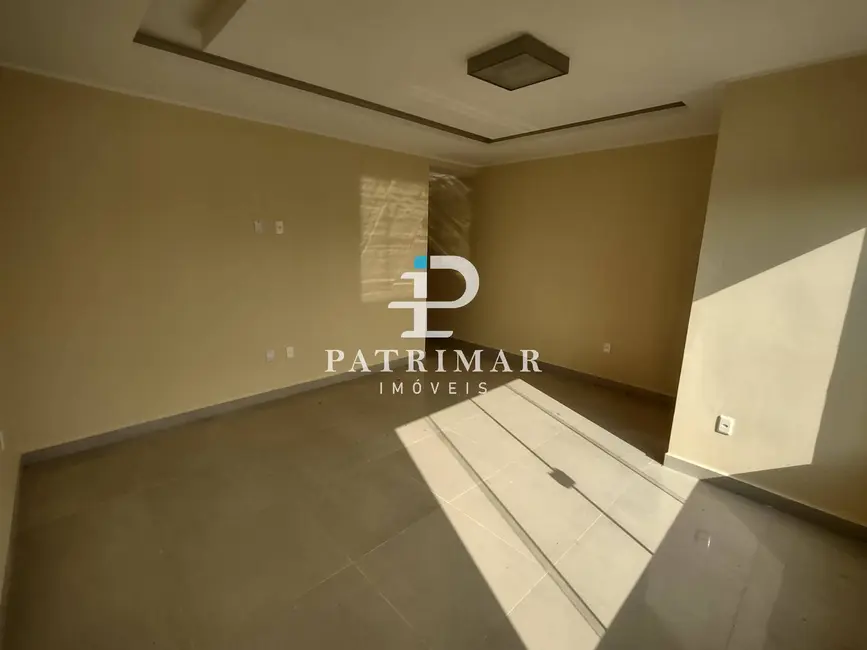 Foto 6 de Casa com 3 quartos à venda, 240m2 em Marica - RJ