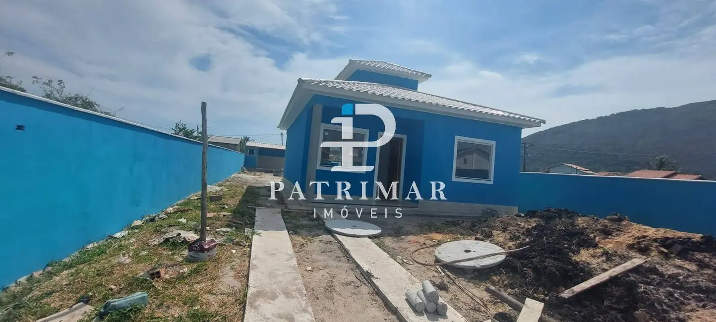 Foto 3 de Casa com 2 quartos à venda, 480m2 em Marica - RJ
