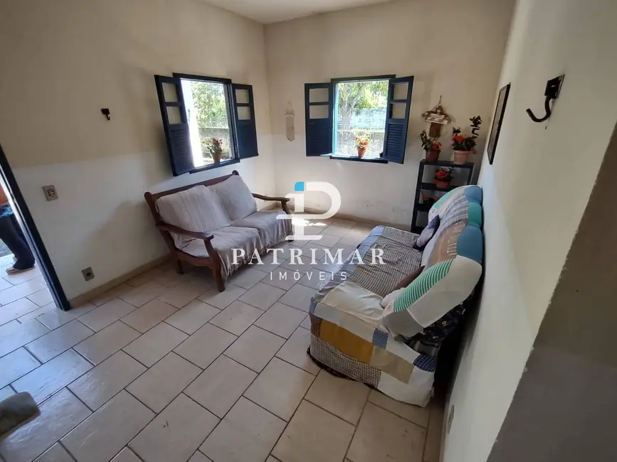 Foto 6 de Casa com 2 quartos à venda, 77m2 em Marica - RJ