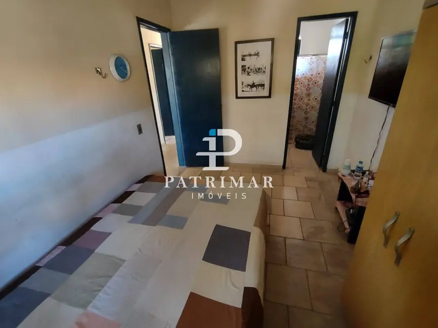 Foto 9 de Casa com 2 quartos à venda, 77m2 em Marica - RJ